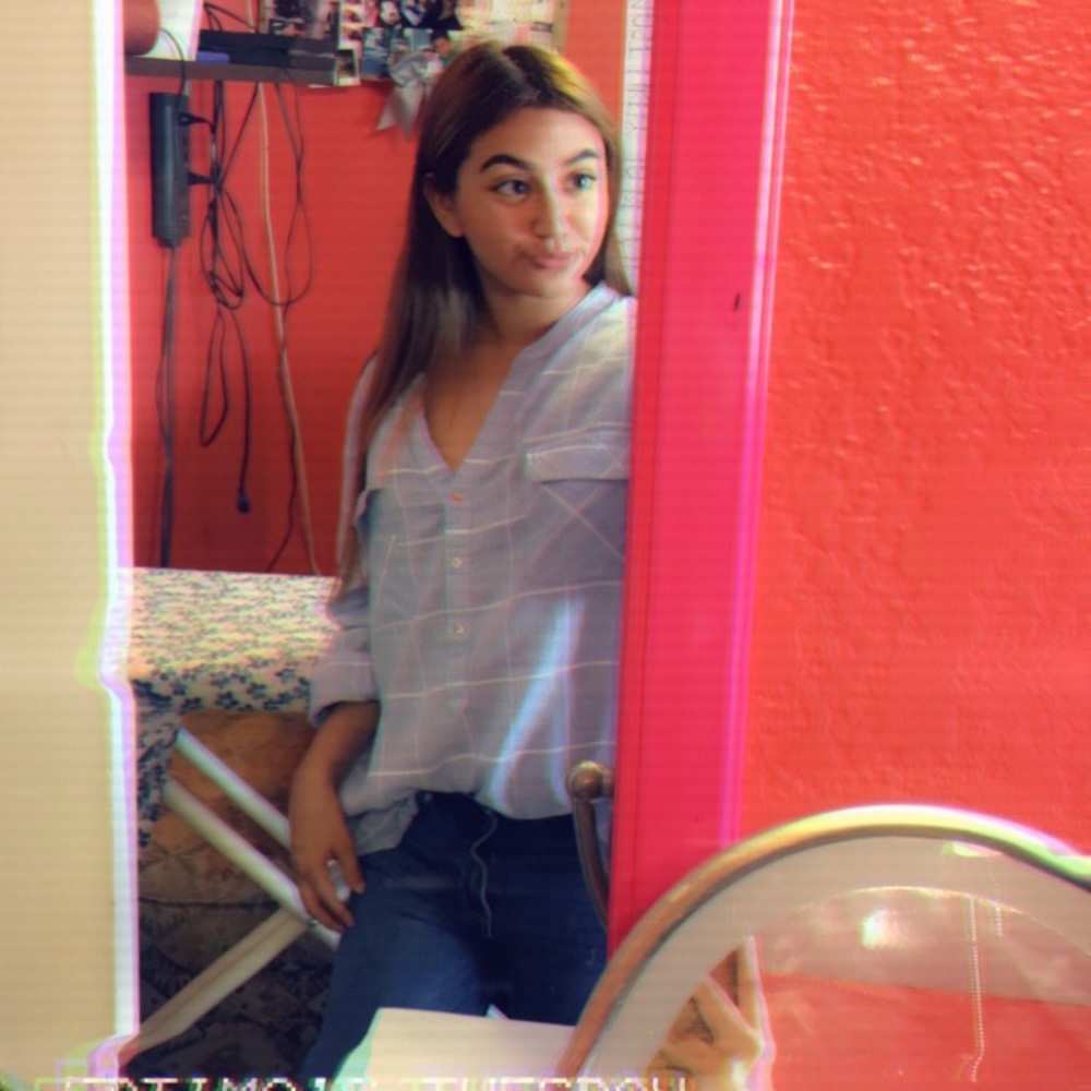 Meet your Posher, Fatima